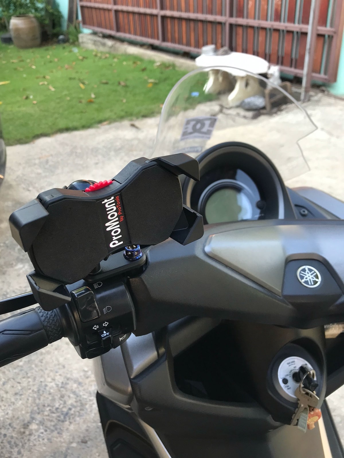 Nmax ProMount